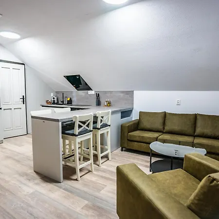 Alexiss * Liptovsky Mikulas